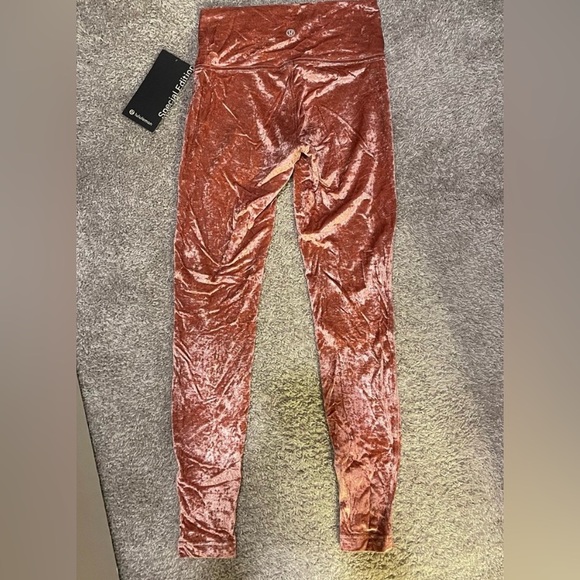Lululemon Wunder Lounge High-Rise Tight 28” *Crushed Velvet* - Picture 5 of 7